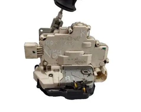 Audi A6 S6 C6 4F Front door lock 4F1837015