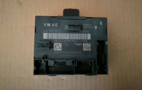 Audi A8 S8 D4 4H Door control unit/module 4H0959792G