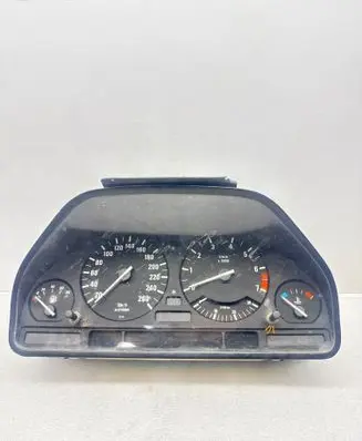 Speedometer (instrument cluster)