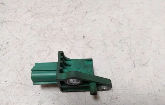 Volkswagen PASSAT B6 Airbag deployment crash/impact sensor 3C0909606