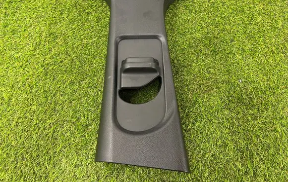 Mercedes-Benz B W246 W242 (B) pillar trim (top) A2466900325