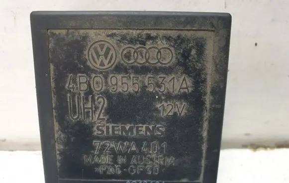 Volkswagen PASSAT B5.5 Other relay 4B0955531A