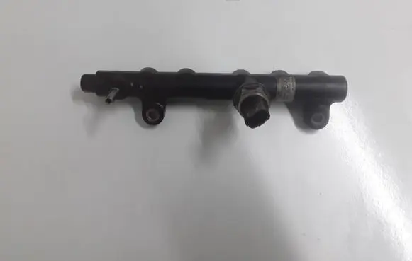 Fuel main line pipe