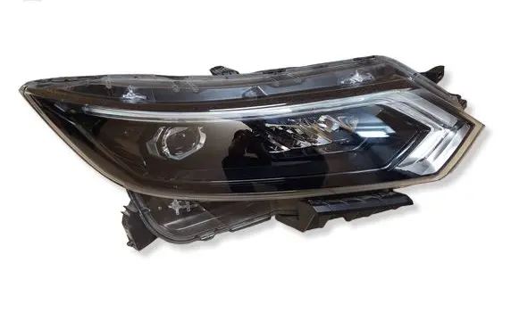 Nissan Qashqai Headlight/headlamp 10019011
