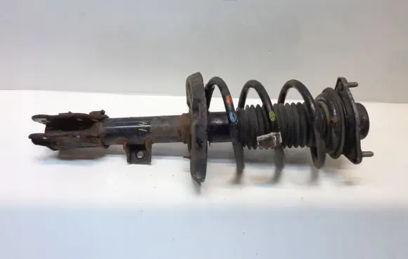 Hyundai i40 Front shock absorber with coil spring 3Z900