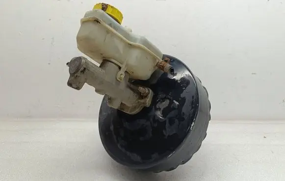 Seat Ibiza III (6L) Brake booster 6Q1614105T