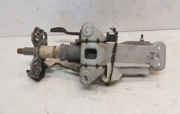BMW 5 E60 E61 Steering wheel axle 6791245