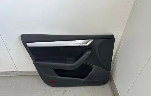 Skoda Octavia Mk3 (5E) Front door card panel trim 5E1867011