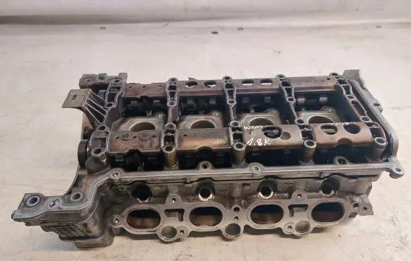 Mercedes-Benz E W211 Engine head R2710161201