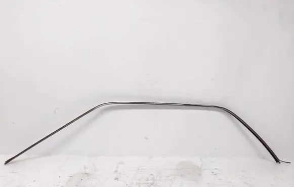Mercedes-Benz E W124 Front door glass trim molding 
