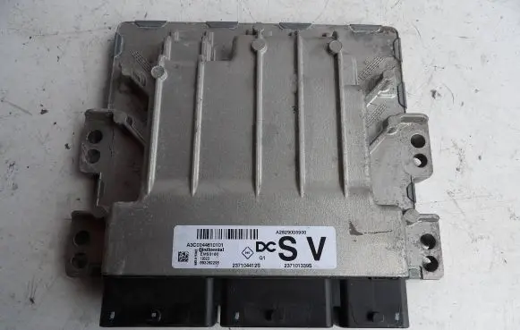 Renault Kadjar Engine control unit/module 237101339S 237104412S A3C0244610101