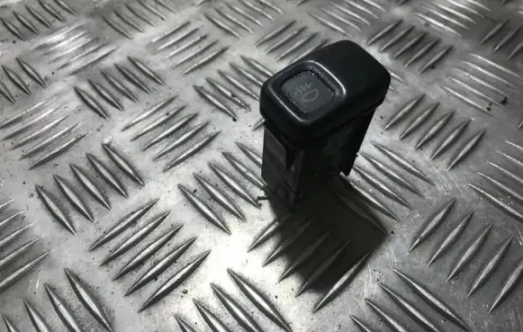 Fog light switch