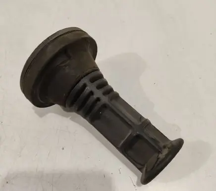 Renault Megane III Rear coil spring rubber mount 555220011R