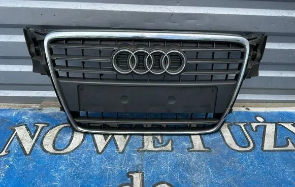Audi A4 S4 B8 8K Front bumper upper radiator grill 8K0853651