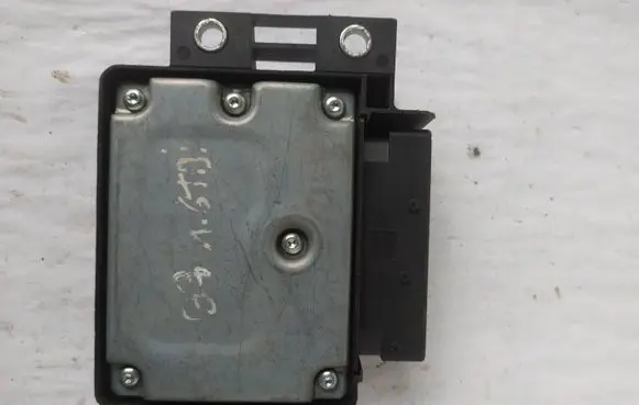 Volkswagen PASSAT B7 Hand brake control module 3AA907801H