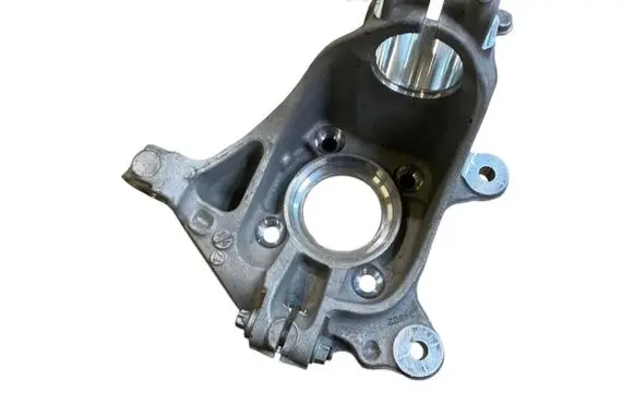 Mini One - Cooper F56 F55 Rear wheel hub spindle/knuckle 6876643