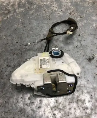 Honda Civic Front door lock 72111-SMG