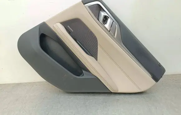 BMW 4 G22 G23 G24 G26 Rear door card panel trim 15524941 16062021 0004186296