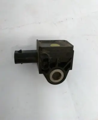 Volkswagen Golf VII Airbag deployment crash/impact sensor 5Q0959651 20648
