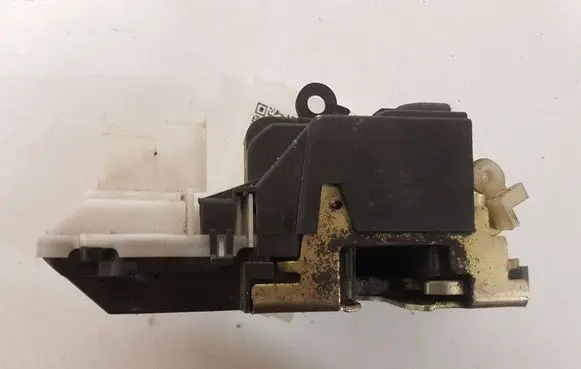 Citroen C5 Front door lock