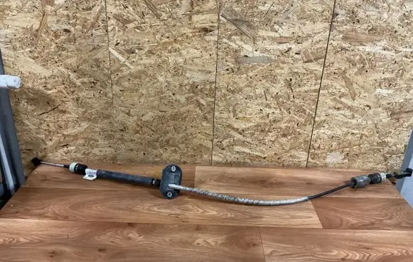Ford Mondeo MK IV Gear shift cable linkage 8G917E395AA