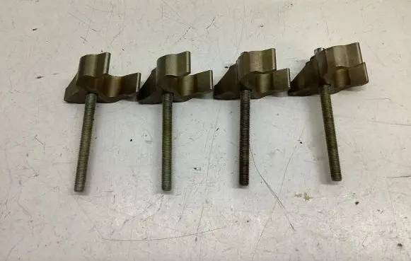 BMW 3 E90 E91 Fuel Injector clamp holder