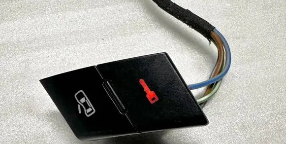 Audi A6 S6 C5 4B Central locking switch button 4B1962107B98
