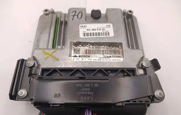 Audi A4 S4 B8 8K Engine control unit/module 03L906018JR 0281017392 03L906018AN