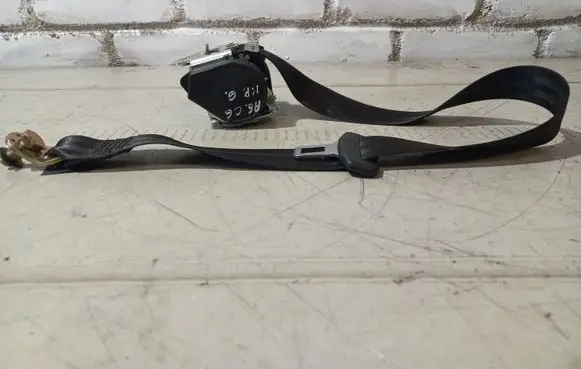 Audi A6 S6 C6 4F Rear seatbelt 4F0857805E