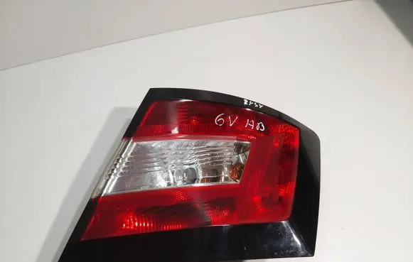 Skoda Fabia Mk3 (NJ) Rear/tail lights 6V6945096 62421902