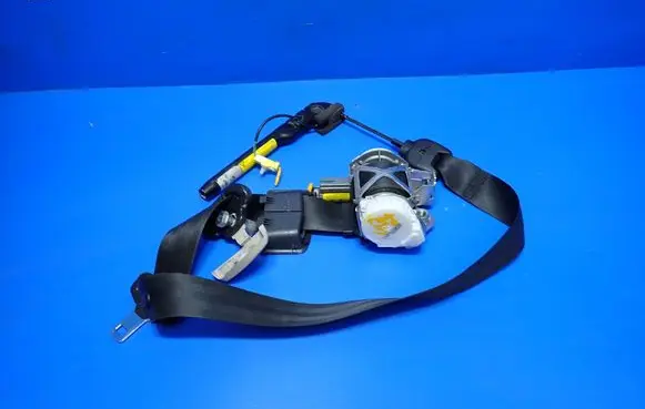 Fiat 500 Front seatbelt 07355230680