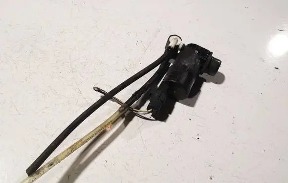 Renault Megane II Windscreen/windshield washer pump 8200194434