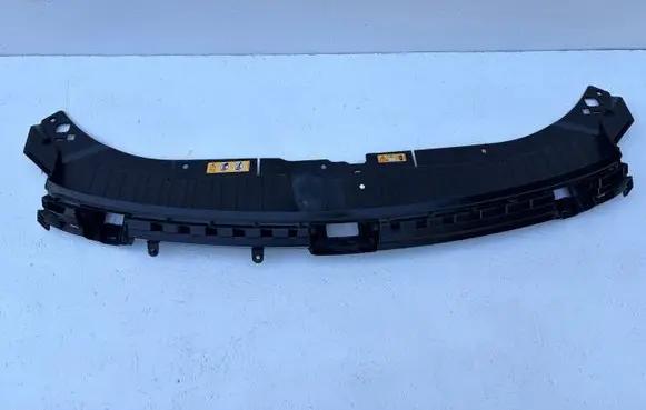 Mercedes-Benz GLA H247 Radiator trim A2478858203
