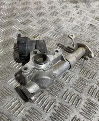 BMW 1 E81 E87 EGR valve 7563241 245019057