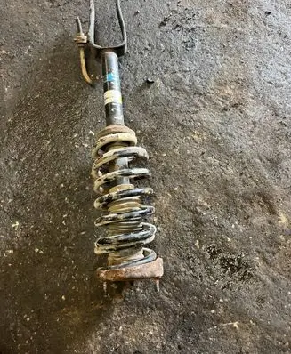 Mercedes-Benz E W211 Front shock absorber/damper