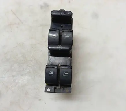 Volkswagen PASSAT B5 Electric window control switch 3B4959793 05073201