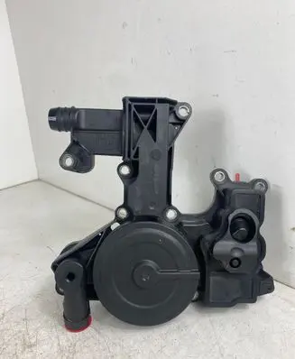 Audi A4 S4 B8 8K Oil breather separator 06H103226A 06H103495A