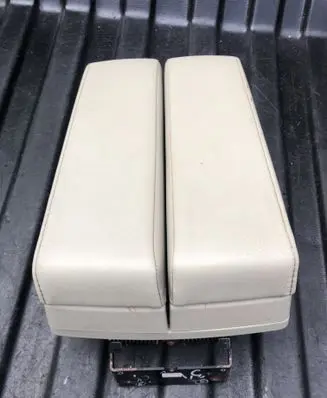 Infiniti FX Armrest 8TYGYU