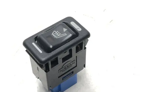Subaru Impreza III Seat heating switch 
