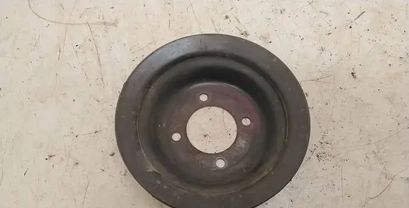 BMW 3 E30 Water pump pulley 1717637