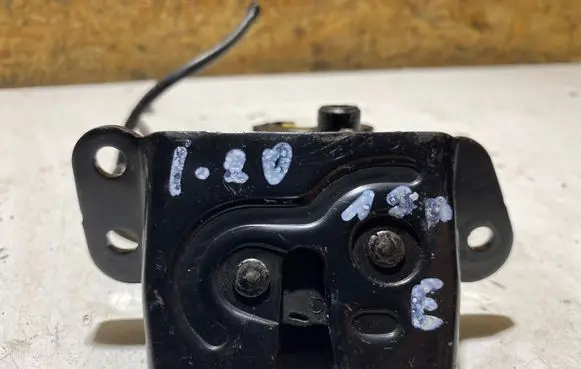 Hyundai i20 (PB PBT) Tailgate/trunk/boot lock/catch/latch