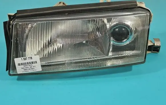 Skoda Octavia Mk1 (1U) Headlight/headlamp IMPRK1597778