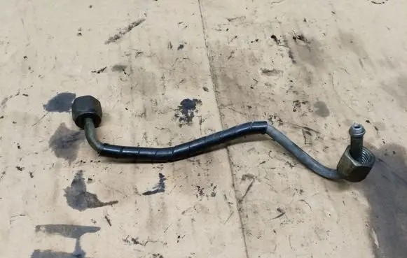 Toyota Corolla E120 E130 Fuel line pipe