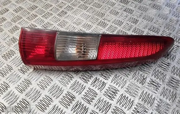 Volvo V70 Rear/tail lights 9154494