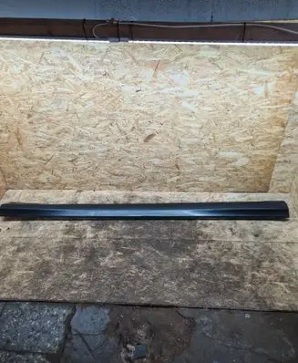 Mercedes-Benz E W211 Sill