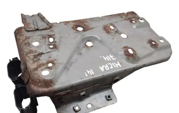 Battery bracket