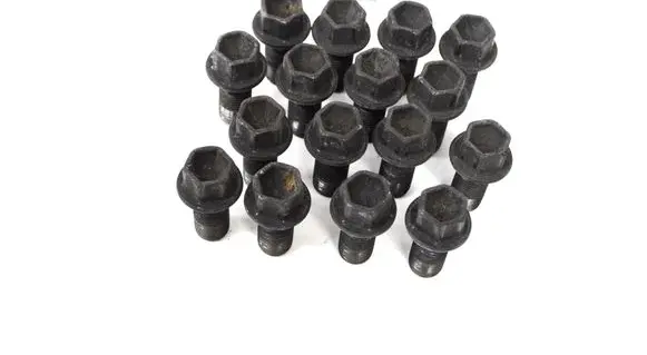 Infiniti Q30 Nuts/bolts 
