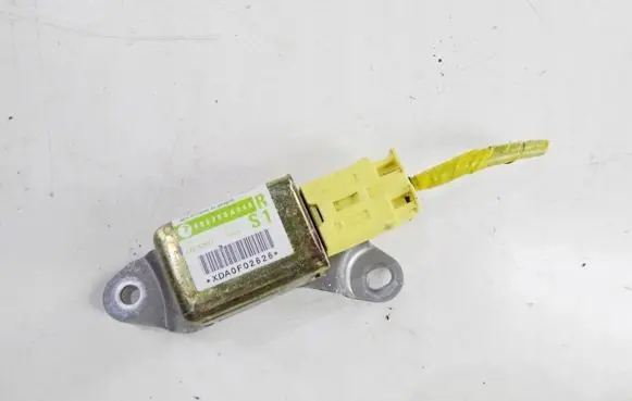 Subaru Forester SG Airbag deployment crash/impact sensor