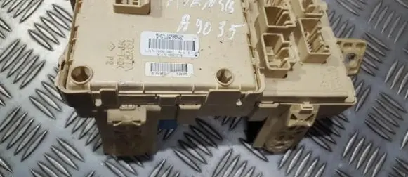 Toyota Avensis T250 Fuse box set 82641VA020F 82641-VA020-F