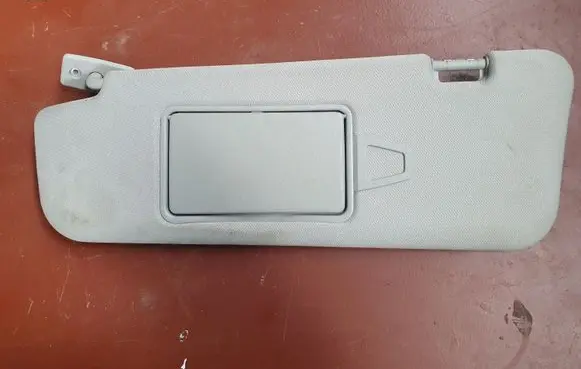Mercedes-Benz CLS C219 Sun visor